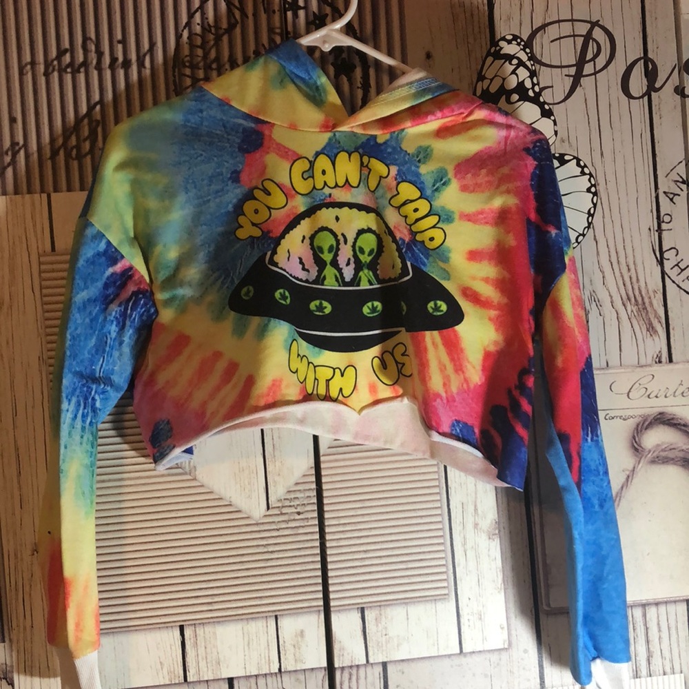 Tye-DYE You can’t trip with us cropped hoodie